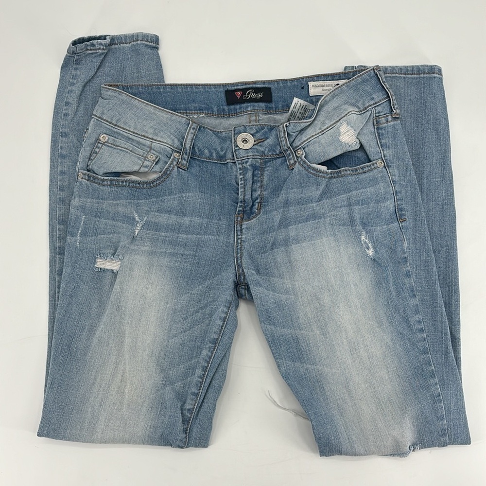 UEC Guess Sarah Fit skinny Midrise cropped jeans with distressing size 28
